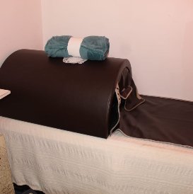 Sauna wrap treatment bed at CarenM clinic